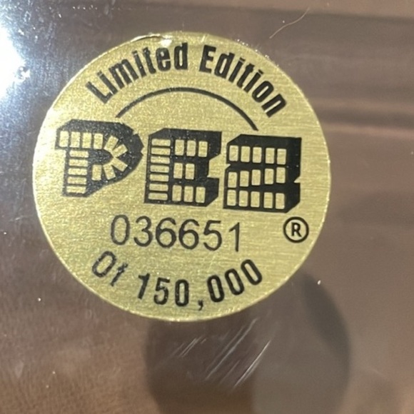 The Lord of the Rings PEZ Collectible - Gandalf (Grey & White) #C8 1113930 - Picture 5 of 17